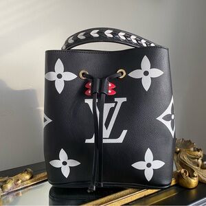 DESIGNER INSPIRED BAG